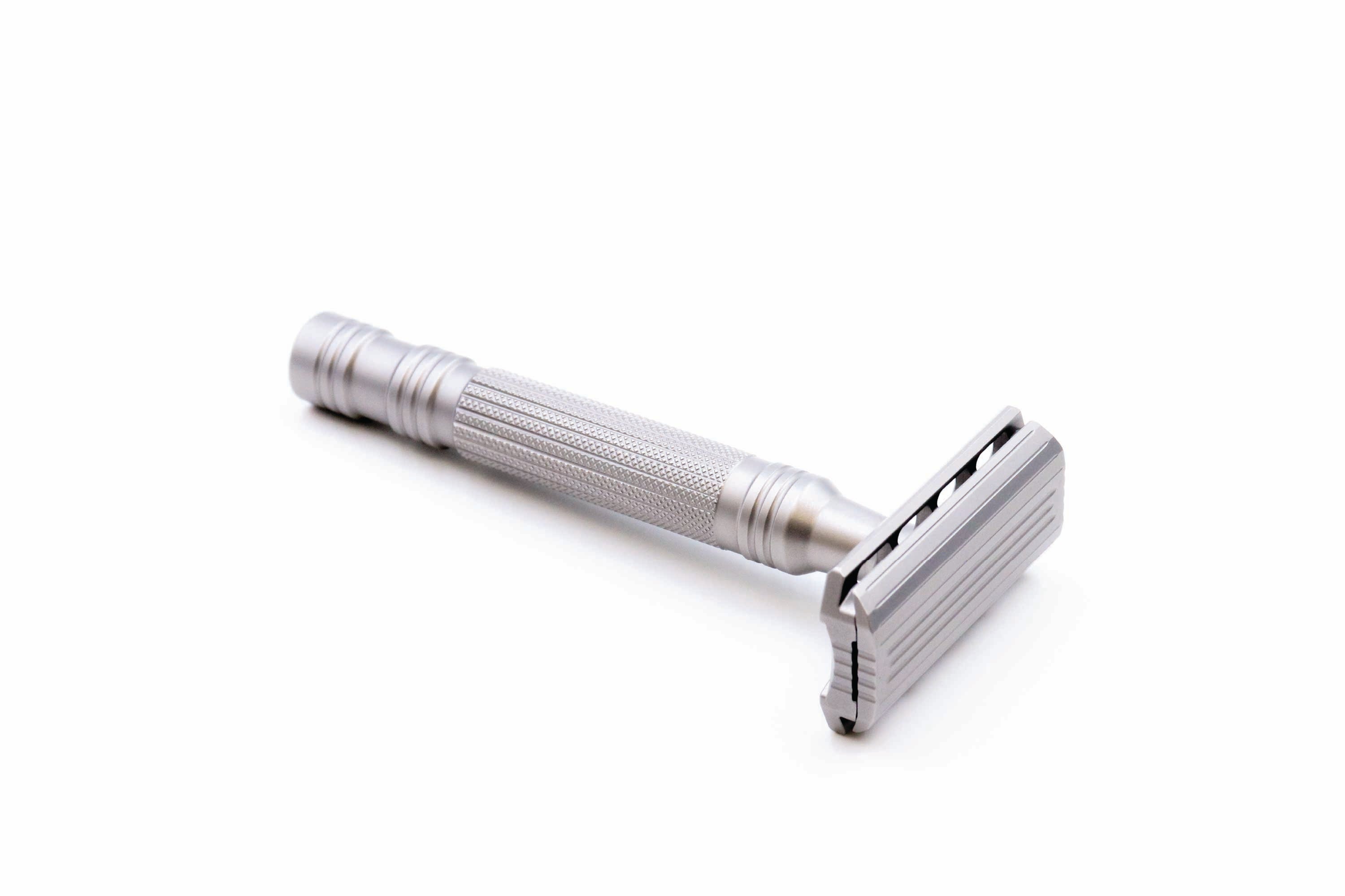 The Bison Safety Razor - Stainless Steel