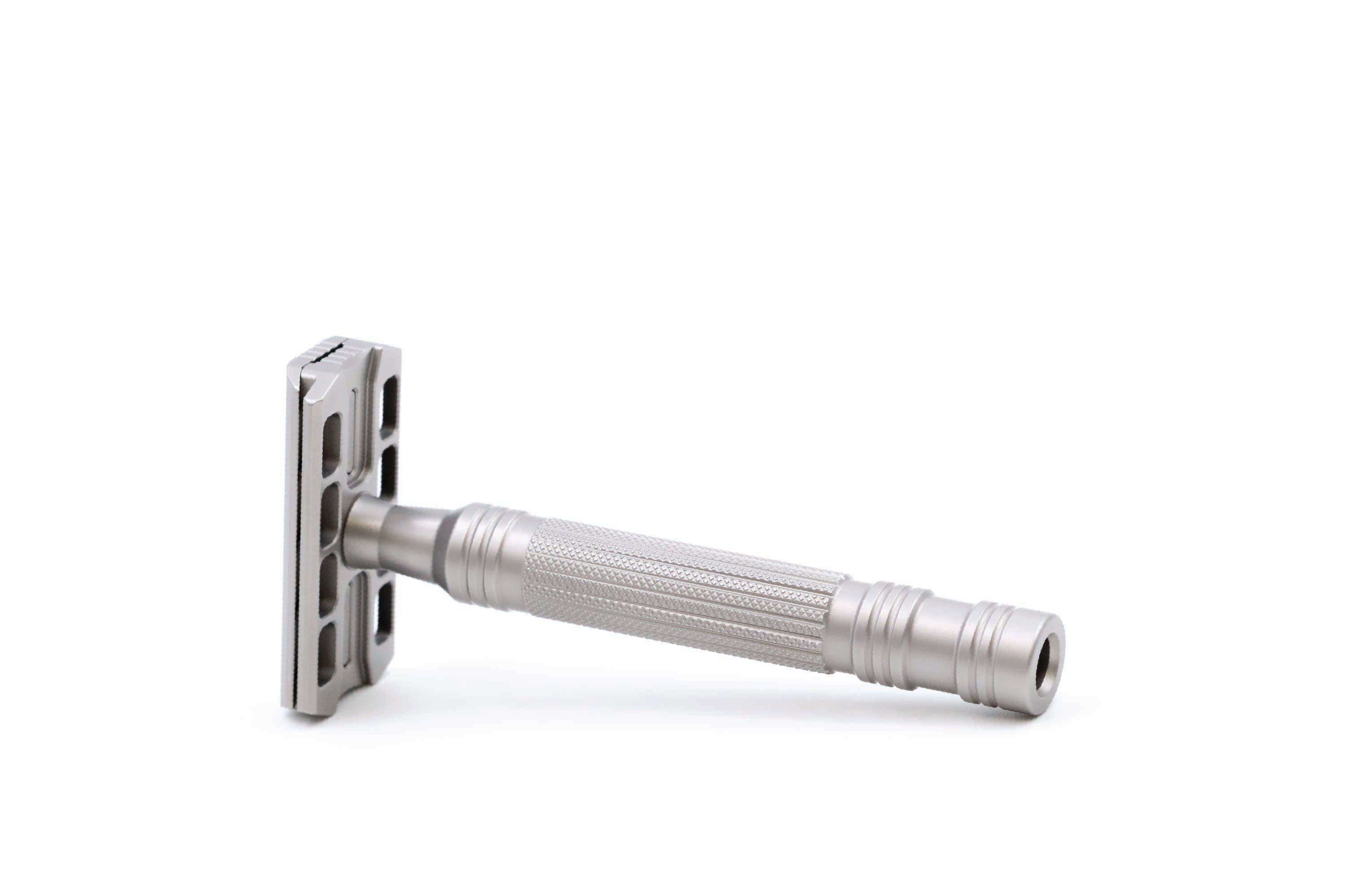 The Bison Safety Razor - Stainless Steel
